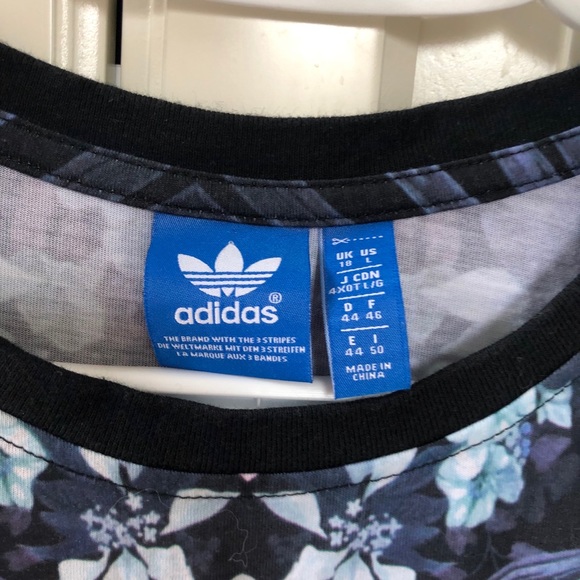 Adidas t shirt - Picture 3 of 5